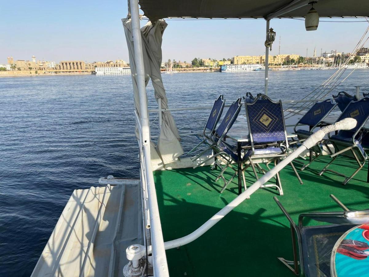 Floating Hotel- Happy Nile Boat Luxor Exterior photo