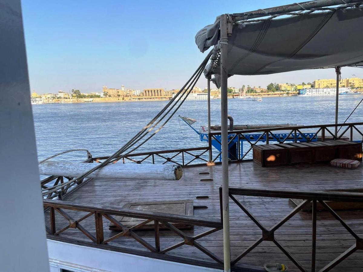 Floating Hotel- Happy Nile Boat Luxor Exterior photo